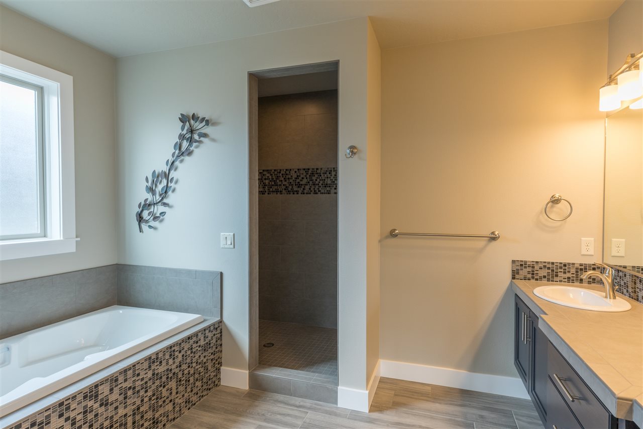 817 West Basalt Ridge Drive Spokane, WA 99224 - Photo 13 of 18 Gallery Image 13