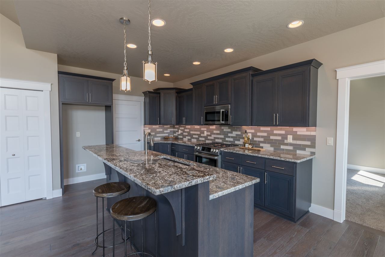 817 West Basalt Ridge Drive Spokane, WA 99224 - Photo 8 of 18 Gallery Image 8
