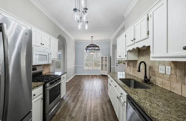 $399,000 | 230 West Powell Road, Collierville, TN 38017