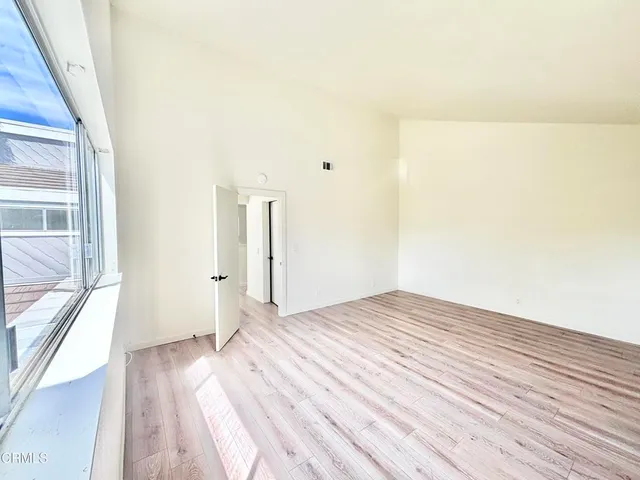 $3,900 | 437 Reed Way, Port Hueneme, CA 93041