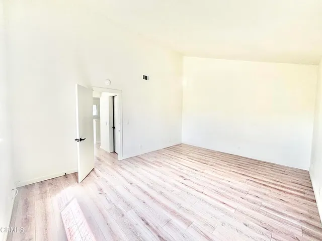 $3,900 | 437 Reed Way, Port Hueneme, CA 93041