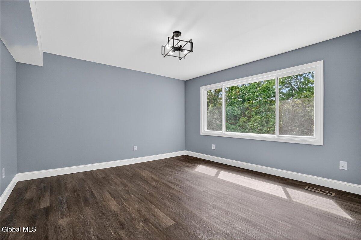 7 Colonie Avenue Colonie, NY 12110 - Photo 15 of 43 16-7 Colonie Ave-16