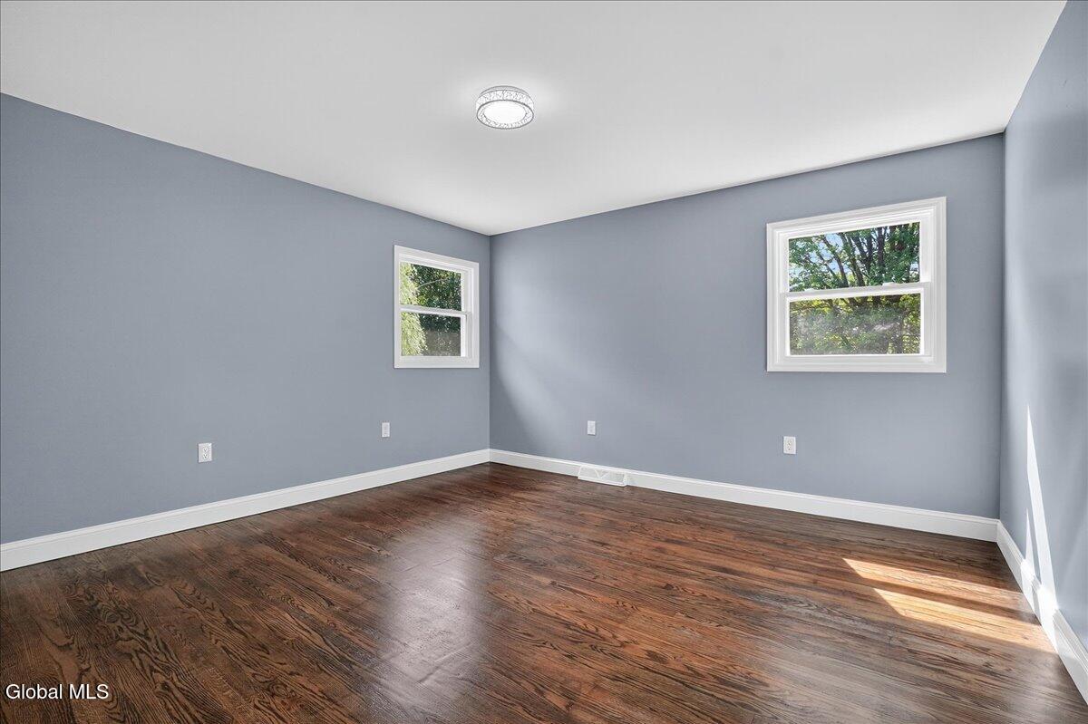 7 Colonie Avenue Colonie, NY 12110 - Photo 22 of 43 42-7 Colonie Ave-42