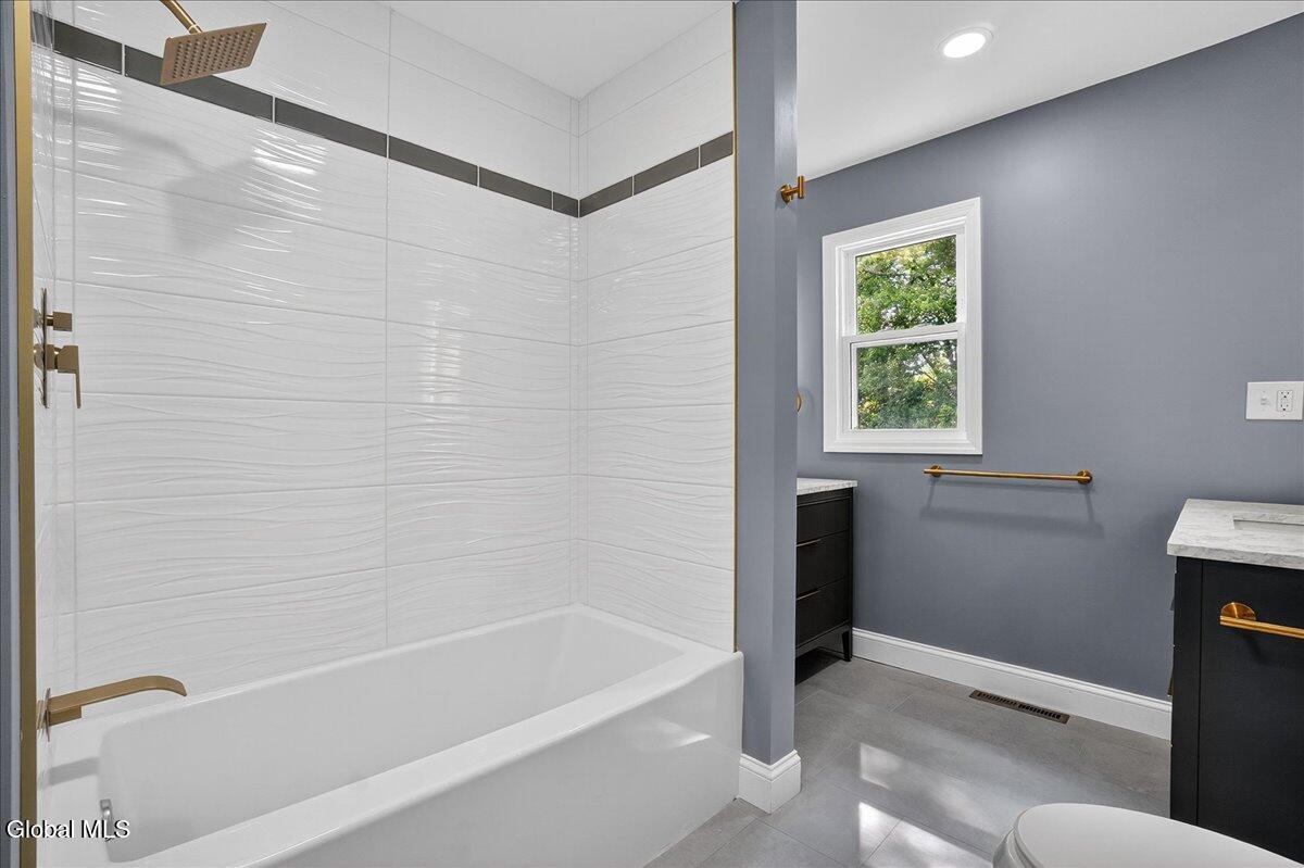 7 Colonie Avenue Colonie, NY 12110 - Photo 26 of 43 26-7 Colonie Ave-26