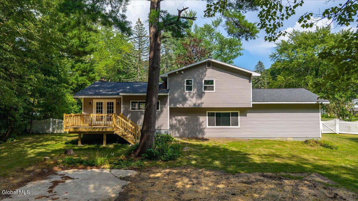 7 Colonie Avenue Colonie, NY 12110 - Photo 38 of 43 07-7 Colonie Ave-7