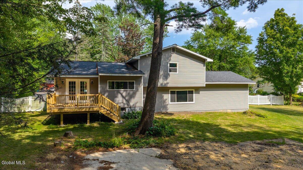 7 Colonie Avenue Colonie, NY 12110 - Photo 39 of 43 08-7 Colonie Ave-8