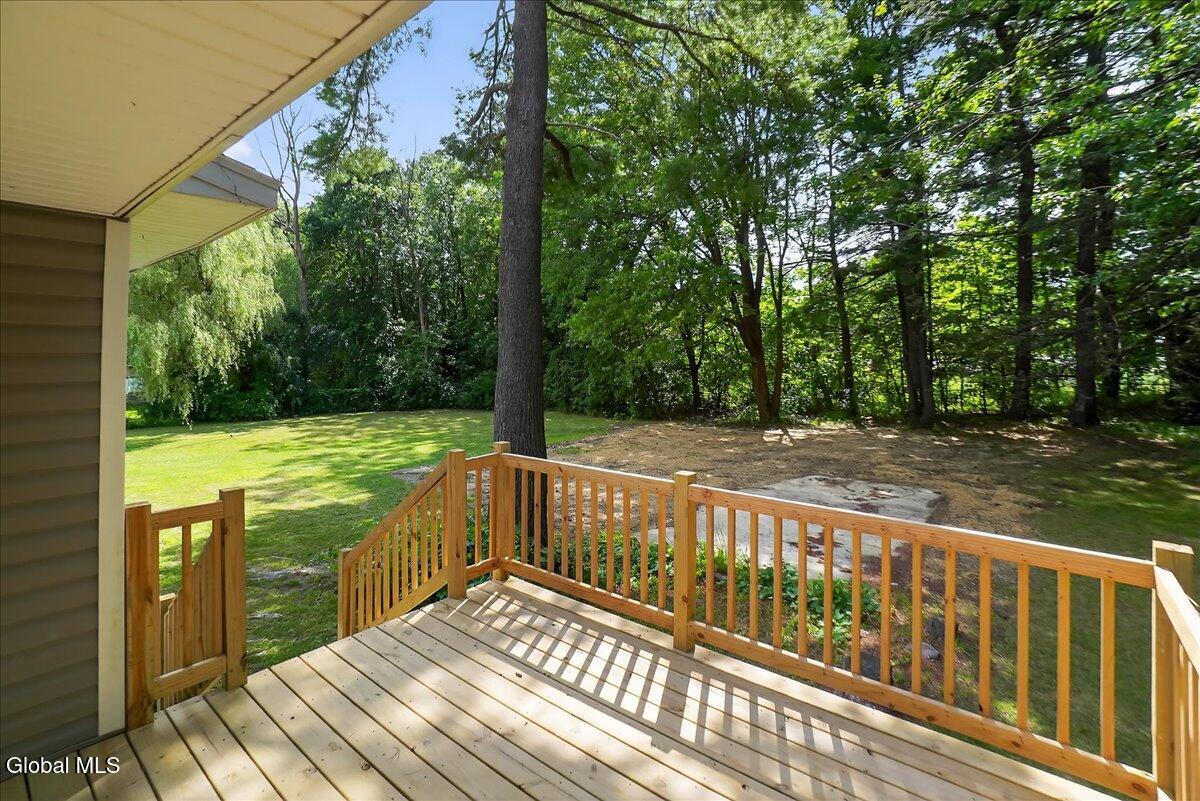 7 Colonie Avenue Colonie, NY 12110 - Photo 41 of 43 48-7 Colonie Ave-48