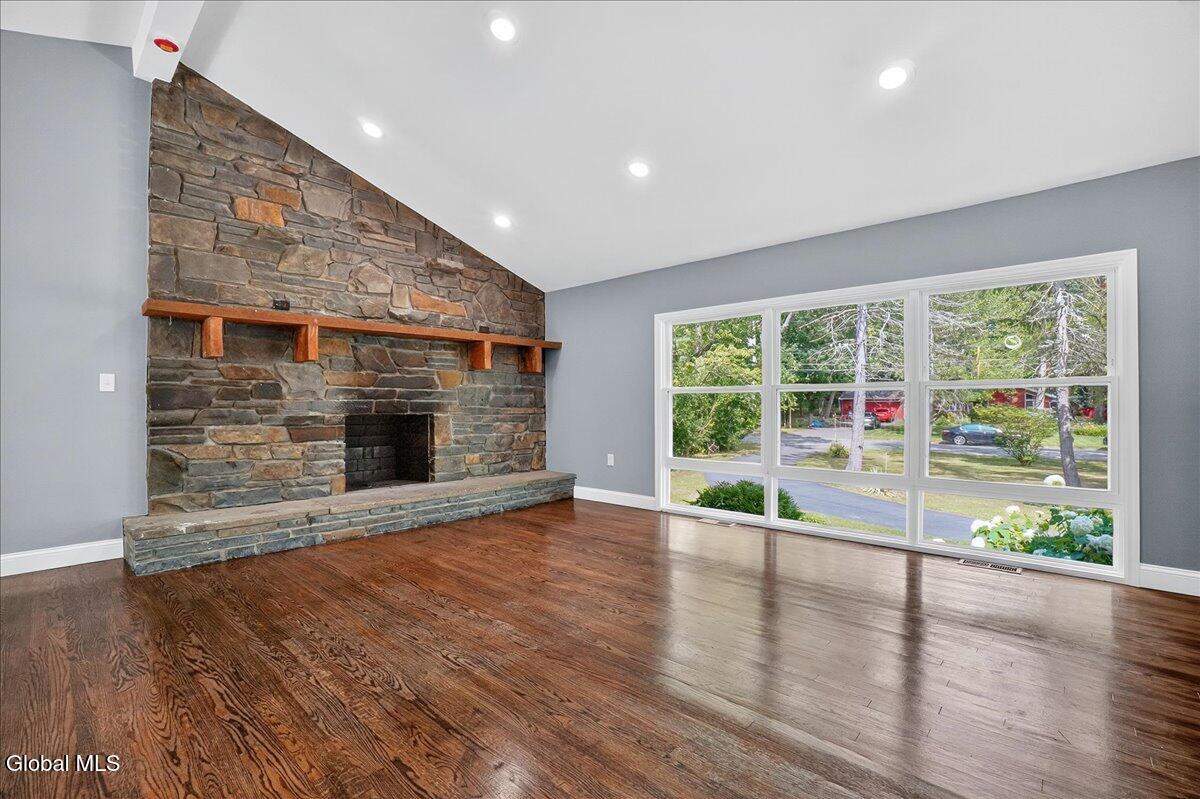 7 Colonie Avenue Colonie, NY 12110 - Photo 7 of 43 50-7 Colonie Ave-50