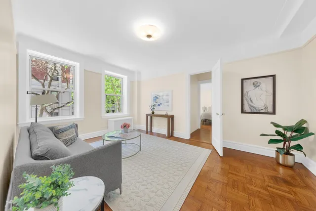 $2,275,000 | 505 West End Avenue, Unit 2B | Upper West Side