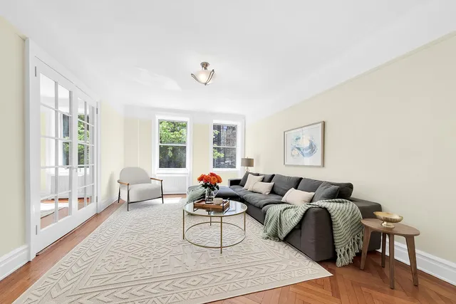 $2,275,000 | 505 West End Avenue, Unit 2B | Upper West Side