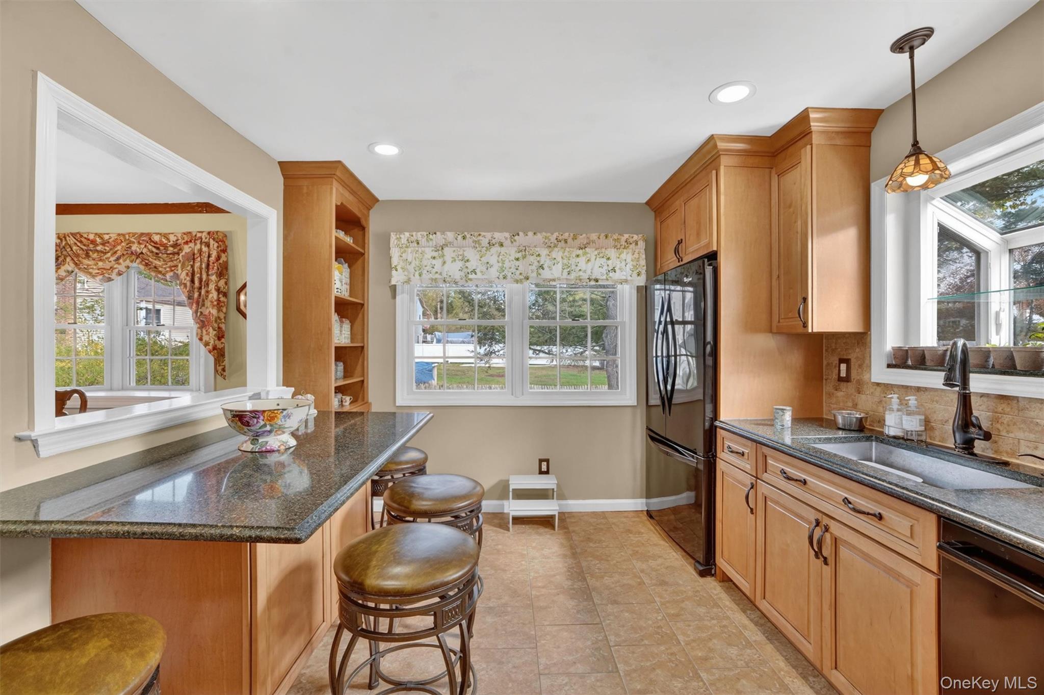 984 Fox Meadow Road Yorktown Heights, NY 10598 - Photo 18 of 36
