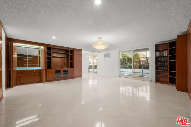 $7,495 | 8704 Gregory Way, Unit 1, Los Angeles, CA 90035