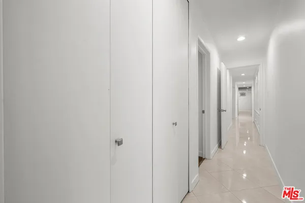 $5,500 | 8704 Gregory Way, Unit 1, Los Angeles, CA 90035