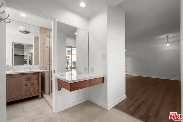 $7,495 | 8704 Gregory Way, Unit 1, Los Angeles, CA 90035