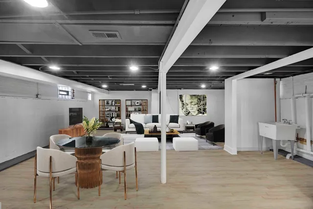 $305,000 | 1125 24th Avenue, Bellwood, IL 60104