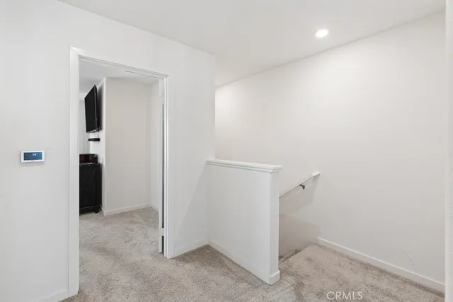 $475,000 | 975 West Clover Avenue, Rialto, CA 92376