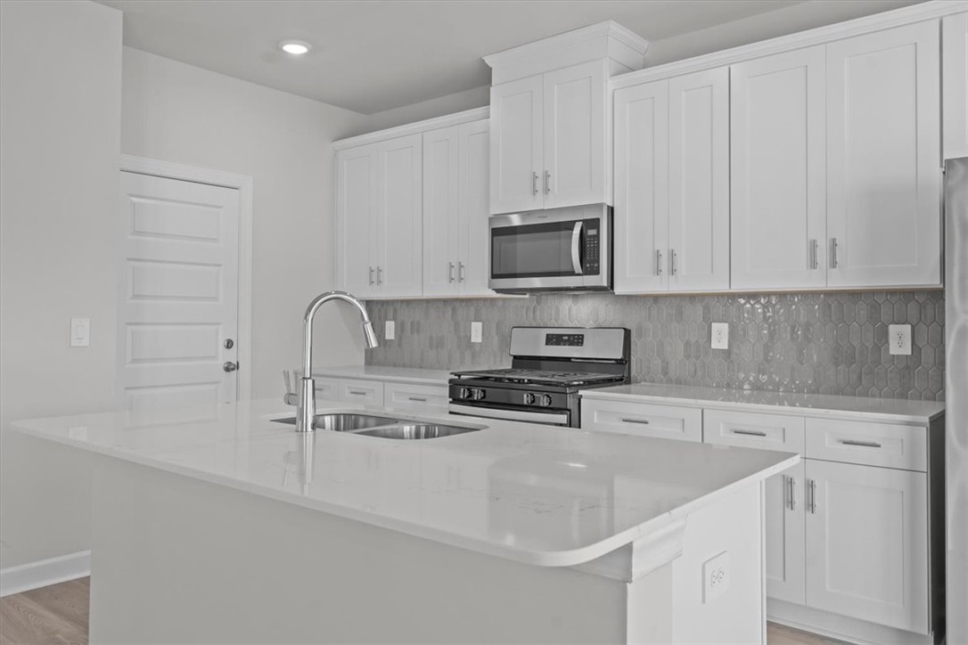 695 Cozy Blf Road Spartanburg, SC 29301 - Photo 9 of 24