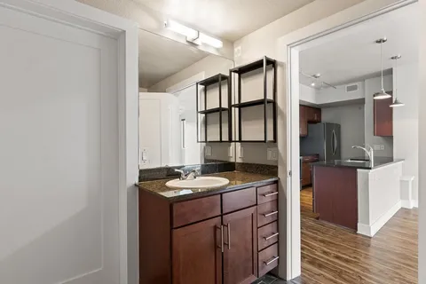 $2,250 | 3016 Guadalupe Street, Unit 303, Austin, TX 78705