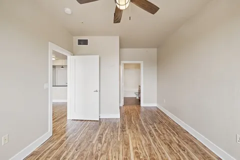 $2,250 | 3016 Guadalupe Street, Unit 303, Austin, TX 78705