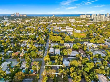 $748,500 | 1614 Northeast 14th Street, Fort Lauderdale, FL 33304
