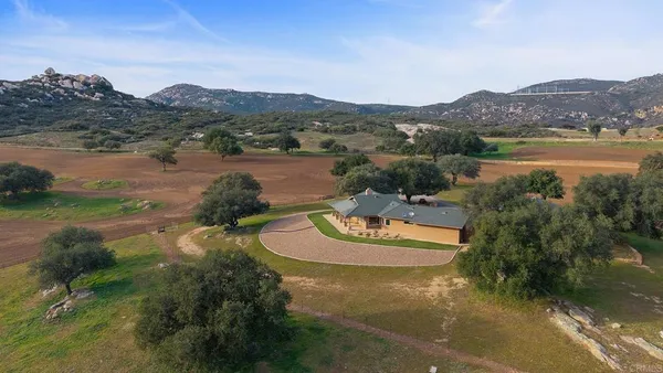 $2,500,000 | 21916 Japatul Lane, Alpine, CA 91901