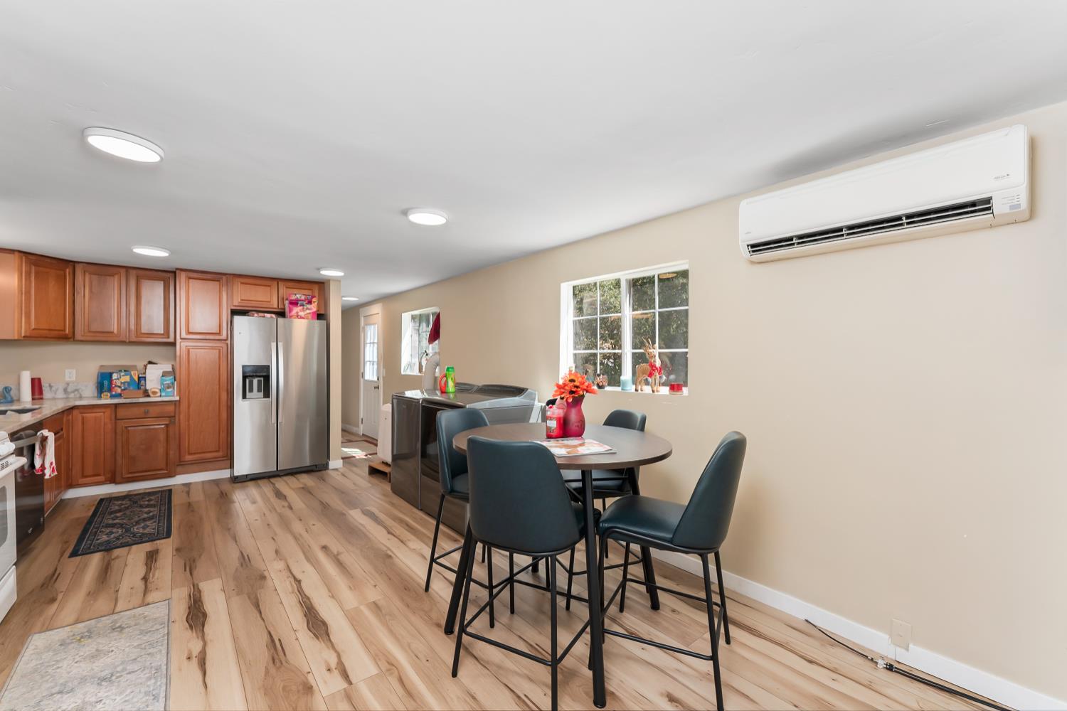1525 Cold Springs Road, Unit 97 Placerville, CA 95667 - Photo 23 of 48 a living room with furniture and a window