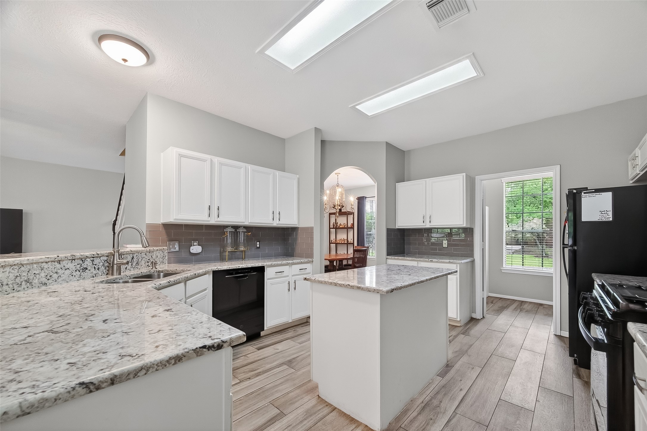 19726 Teller Boulevard Spring, TX 77388 - Photo 18 of 38