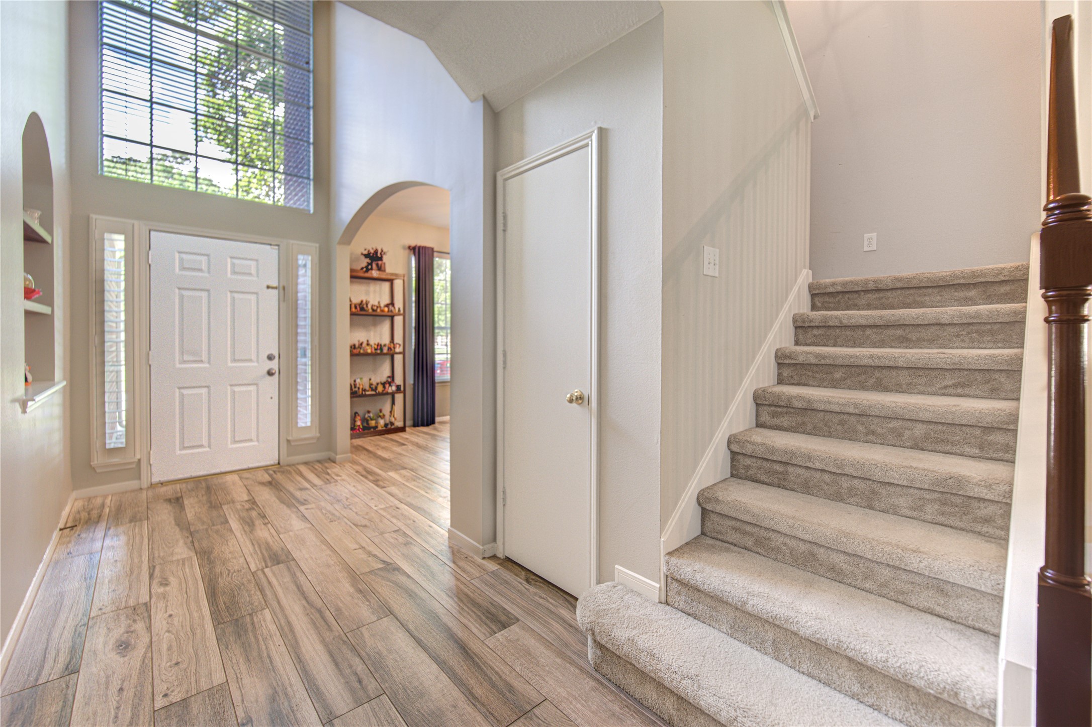 19726 Teller Boulevard Spring, TX 77388 - Photo 8 of 38