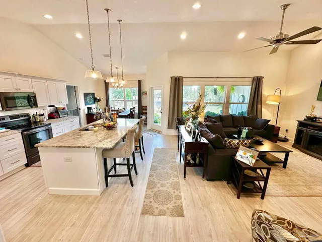 $499,900 | 1646 Ocean Breeze Lane, Gulf Breeze, FL 32563