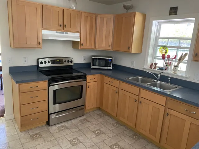 $950,000 | 860 South Richford Road, Richford, VT 05476