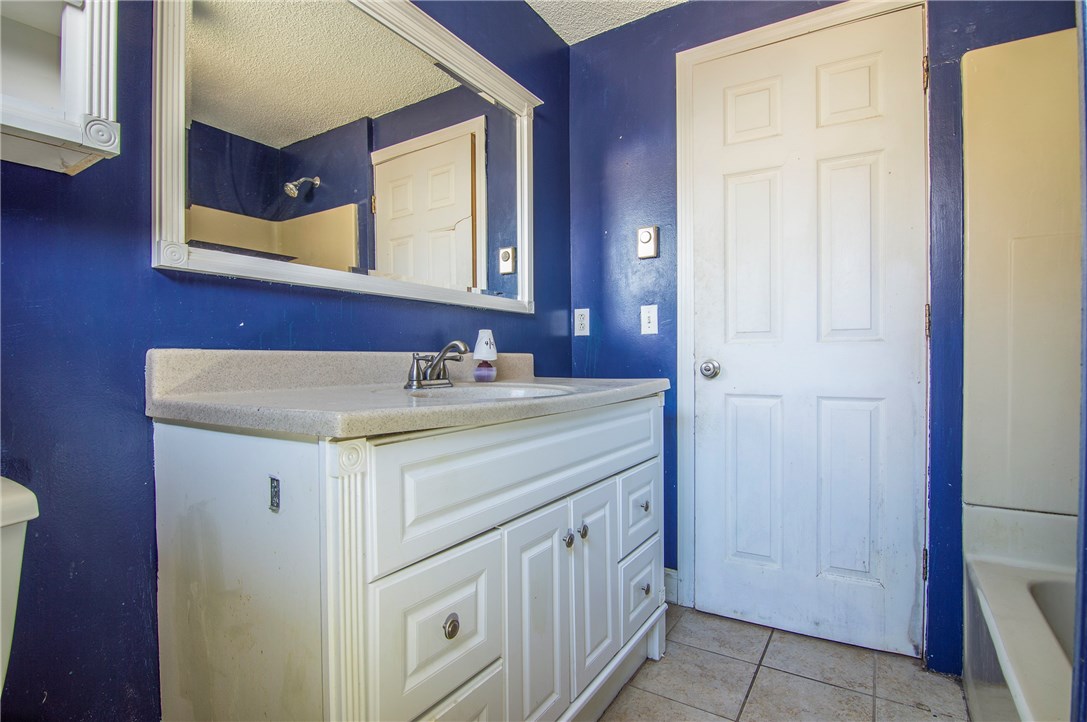 286 Collins Road Hopkinton, RI 02804 - Photo 20 of 33