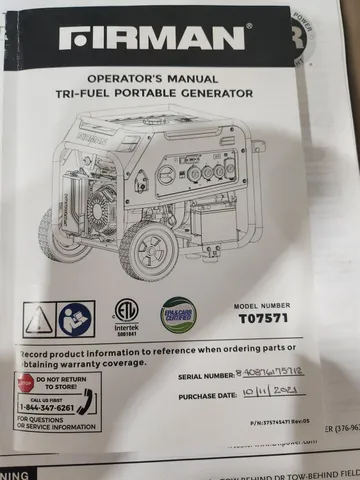 a view of a lake with lawn chairs