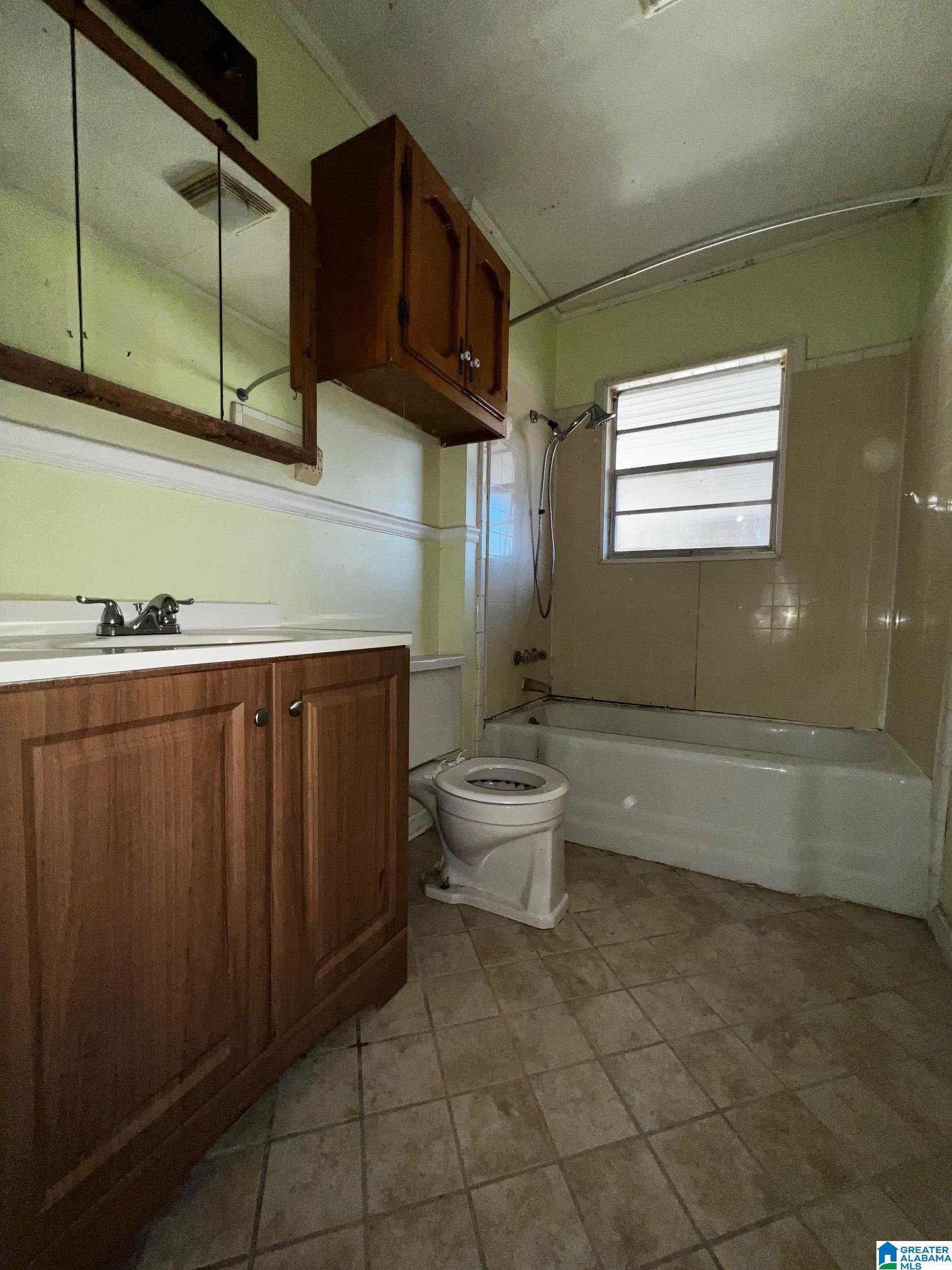 213 7th Avenue Pleasant Grove, AL 35127 - Photo 7 of 9