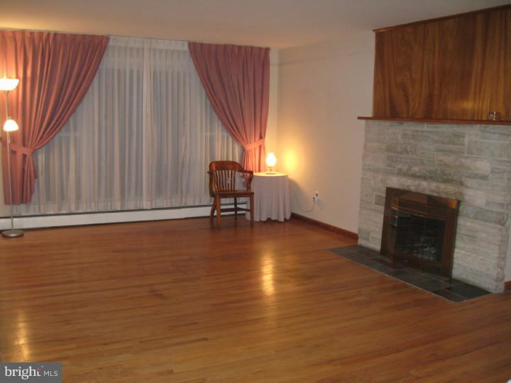 6 Scrapetown Road Pemberton, NJ 08068 - Photo 3 of 22