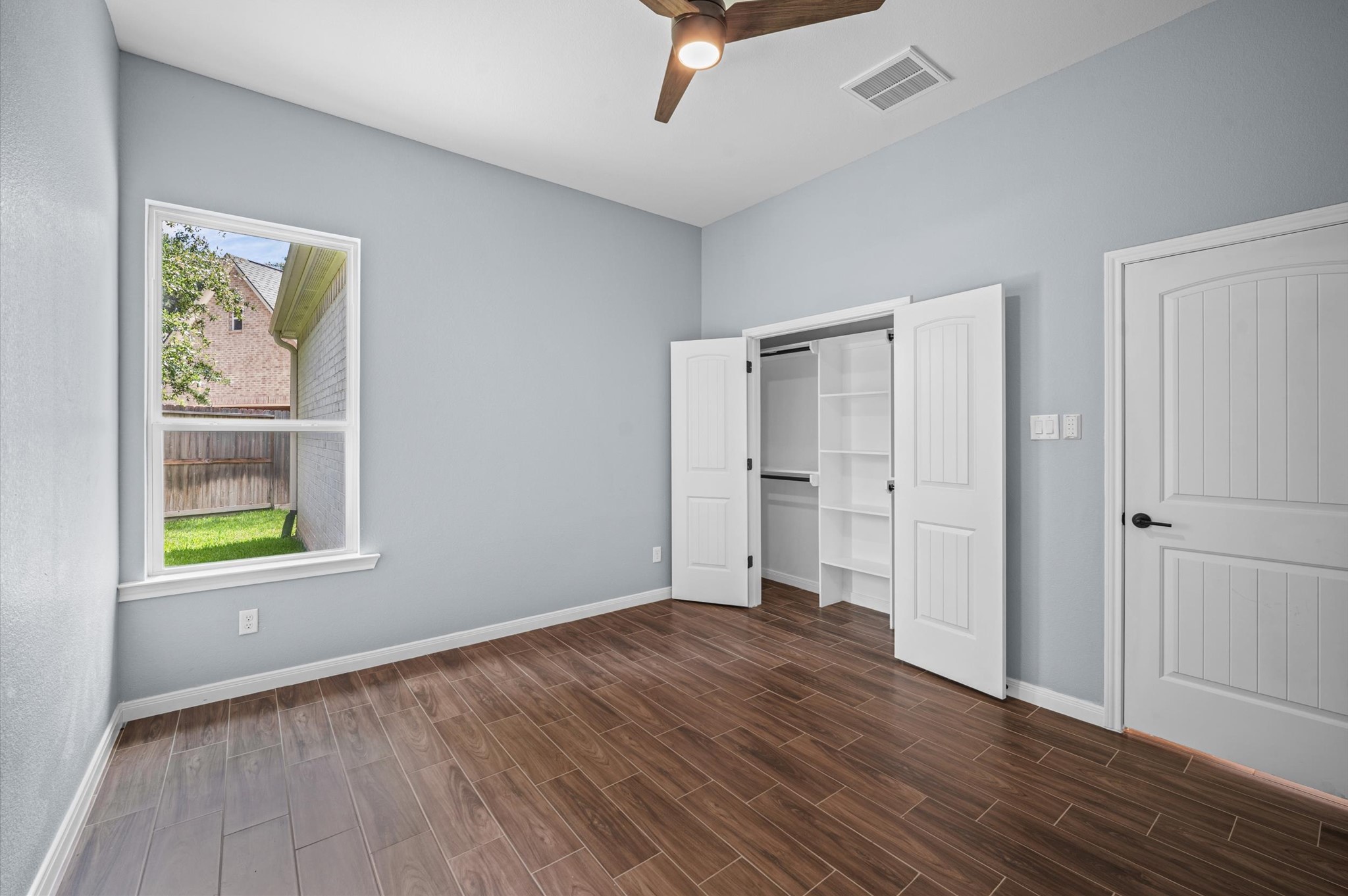 7 Pilot Point Conroe, TX 77304 - Photo 17 of 42