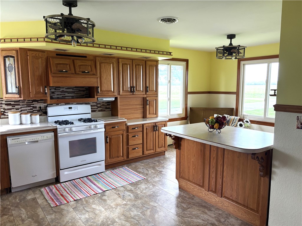 2518 East 100 North Road Pana, IL 62557 - Photo 10 of 40