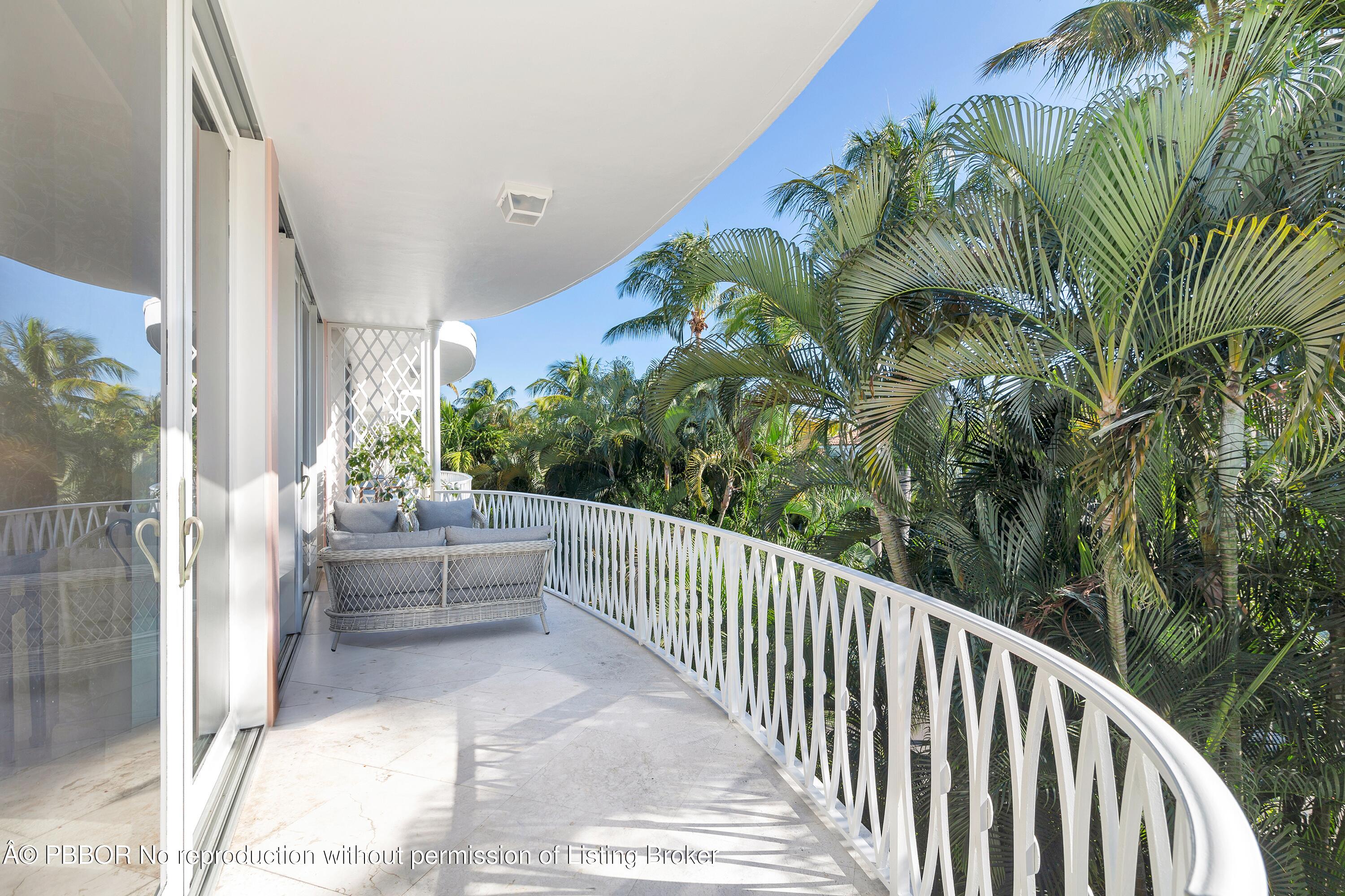 429 Australian Avenue, Unit 110 Palm Beach, FL 33480 - Photo 13 of 18 a view of a corridor