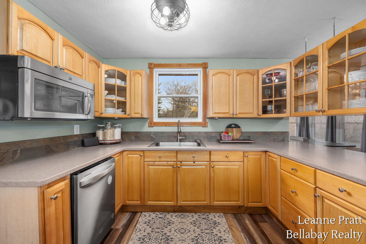 3840 Harrington Road Delton, MI 49046 - Photo 15 of 32 3840-Harrington_009