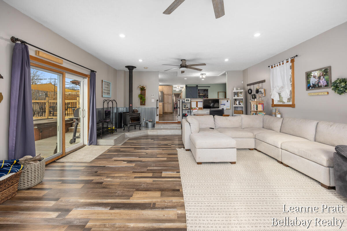 3840 Harrington Road Delton, MI 49046 - Photo 10 of 32 3840-Harrington_004