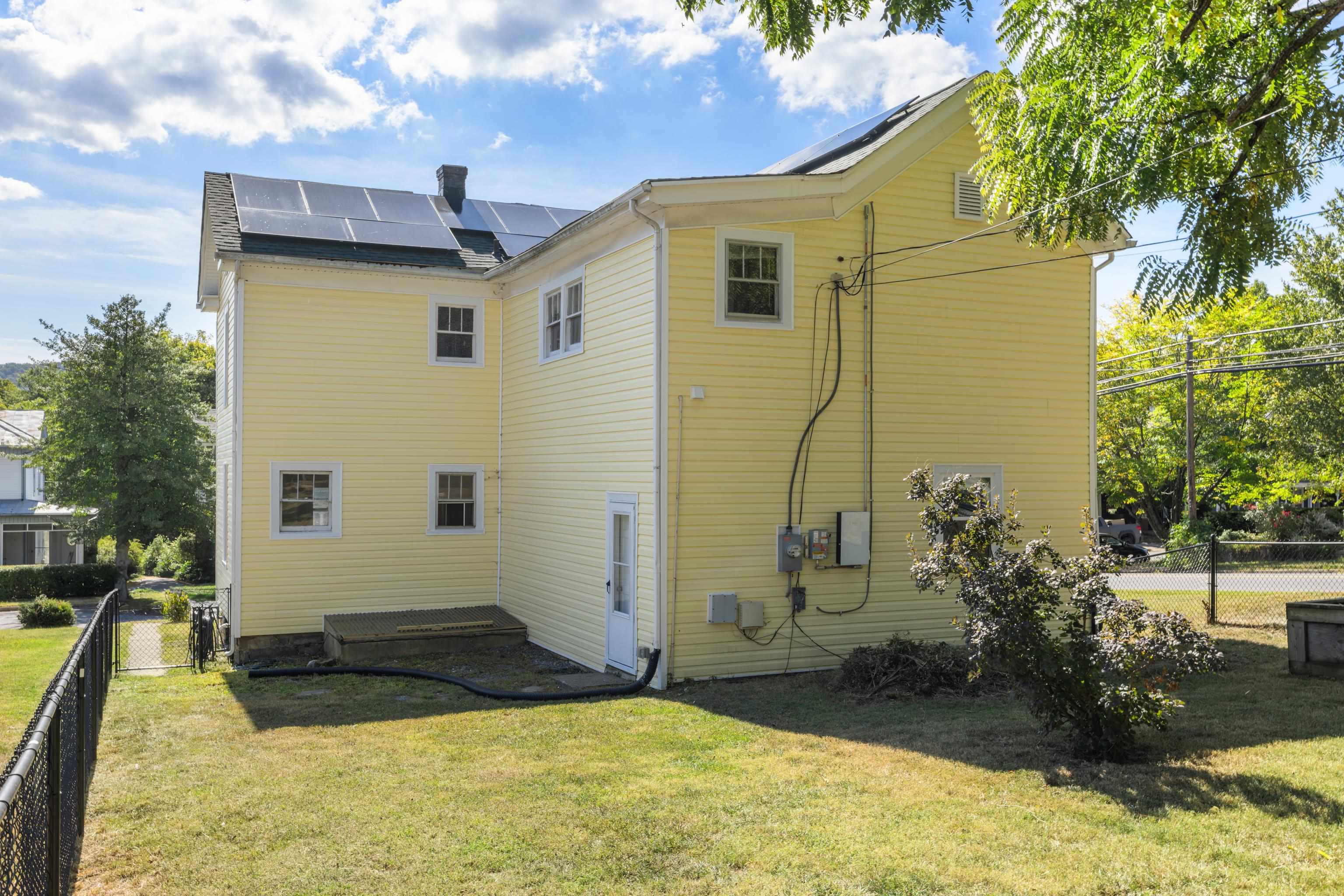 477 Chestnut Avenue Waynesboro, VA 22980 - Photo 38 of 49