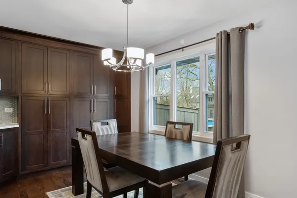 $599,000 | 140 Spring Oaks Drive, Wood Dale, IL 60191