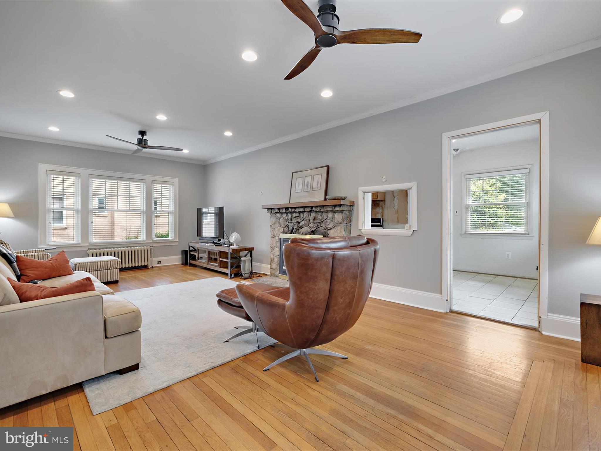 6204 Lombard Street Cheverly, MD 20785 - Photo 11 of 57