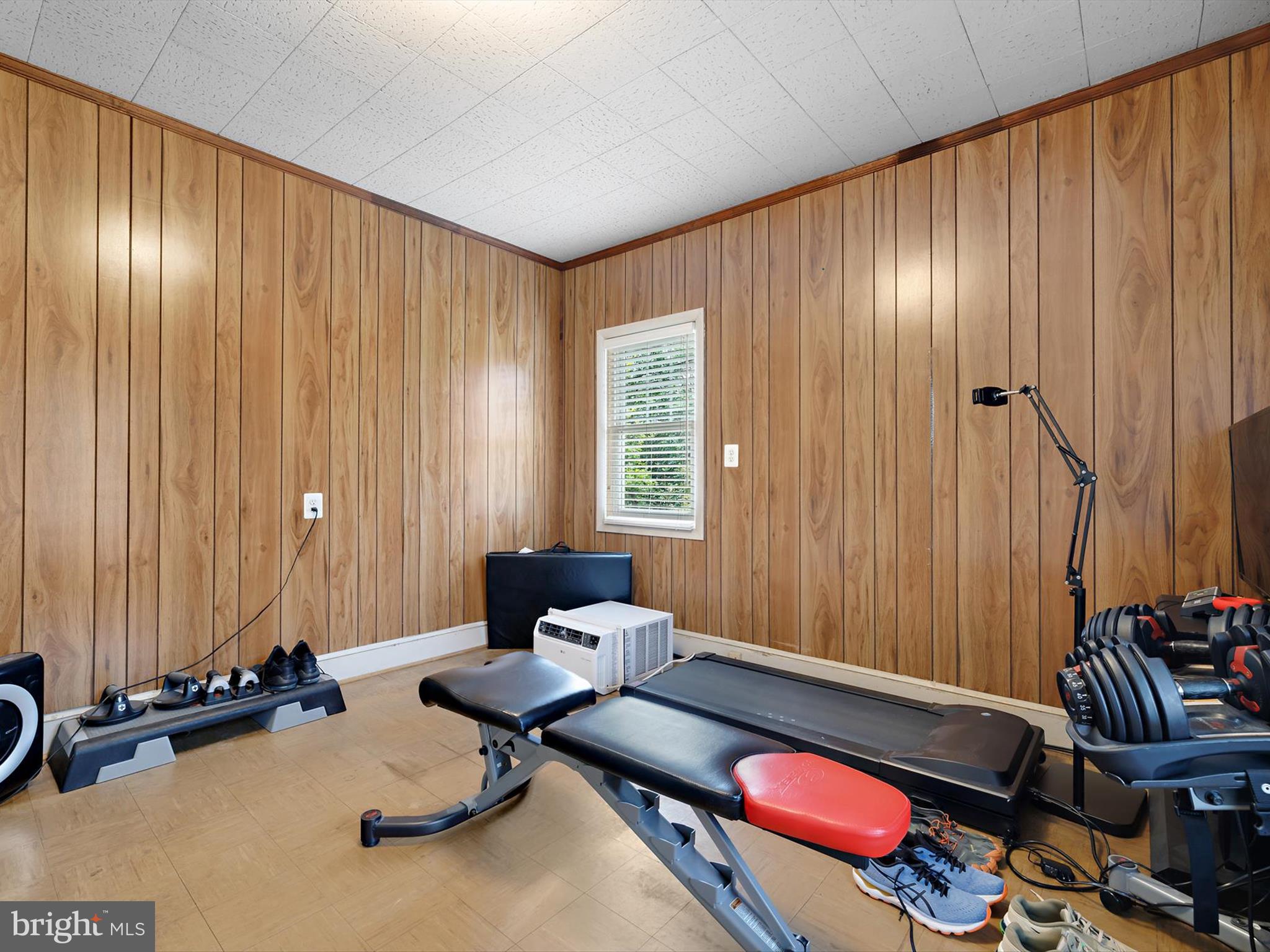 6204 Lombard Street Cheverly, MD 20785 - Photo 23 of 57 Main floor 2nd bedroom