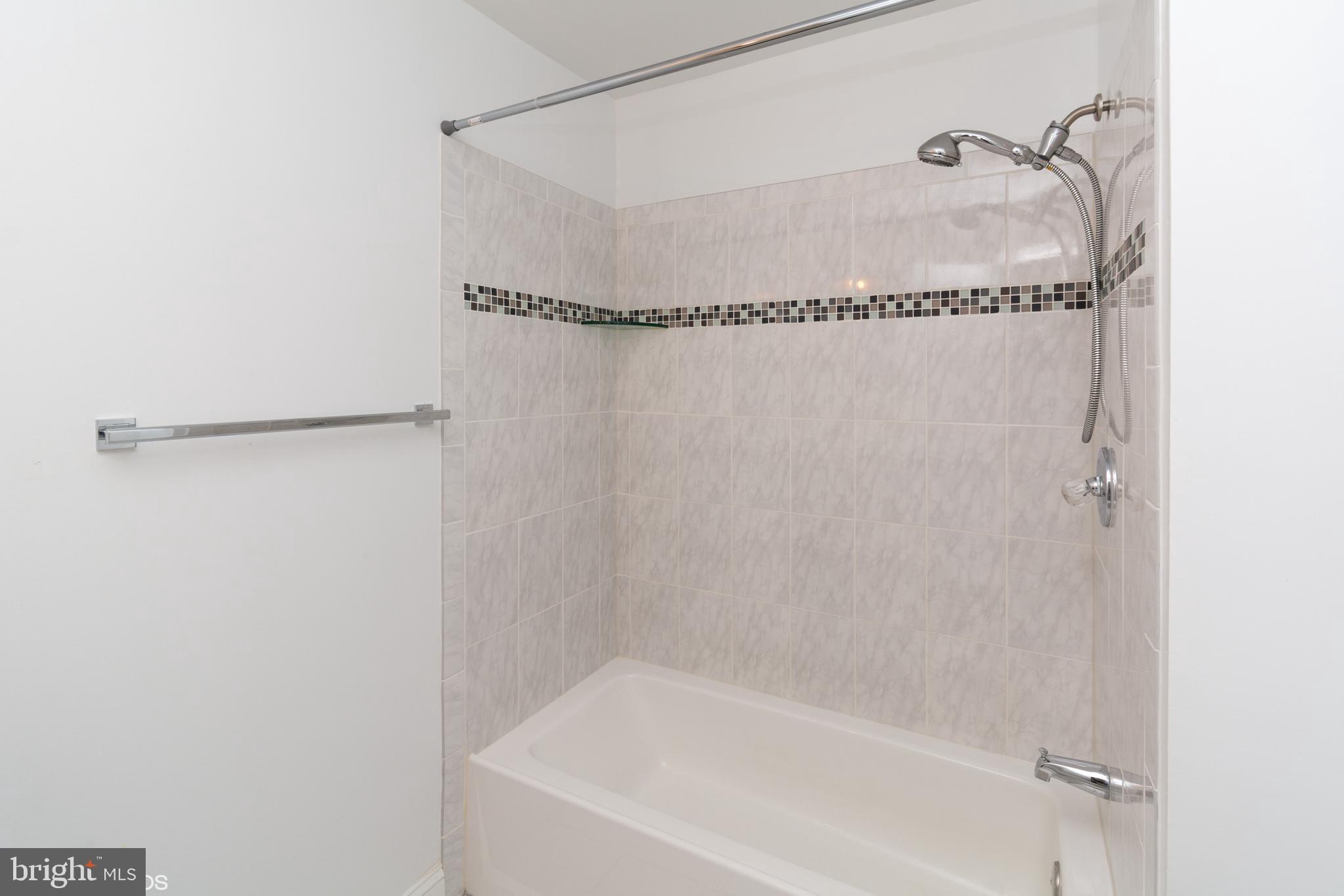 8509 Springfield Oaks Drive Springfield, VA 22153 - Photo 18 of 25 UL hall bath (totally redone approx 3 yrs ago)