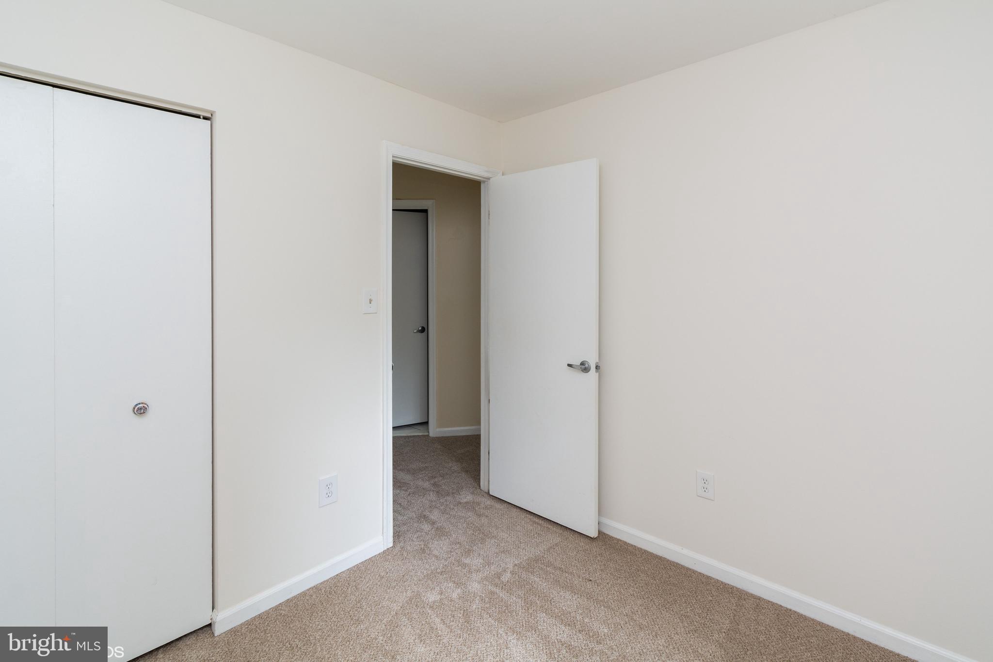 8509 Springfield Oaks Drive Springfield, VA 22153 - Photo 20 of 25 Bedroom 3