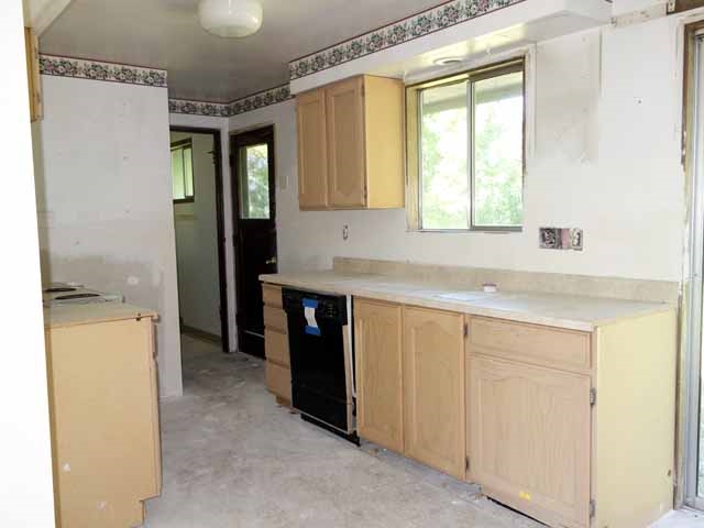 1416 North Vista Road Spokane Valley, WA 99212 - Photo 9 of 20 Gallery Image 9