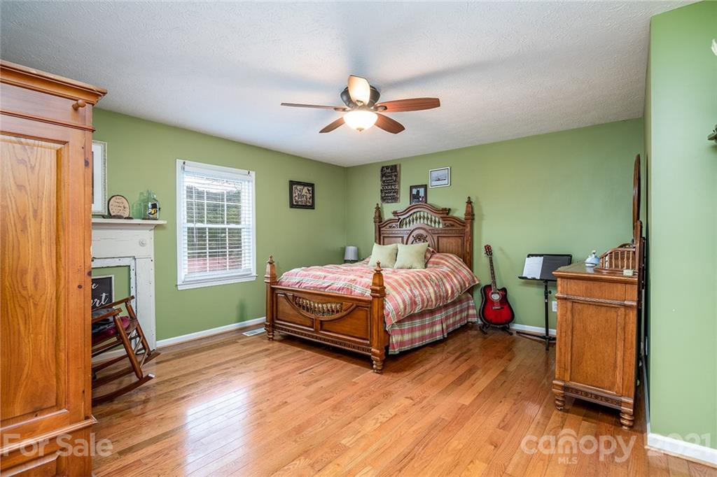 4945 Burkemont Road Morganton, NC 28655 - Photo 11 of 43 Gallery Image 11