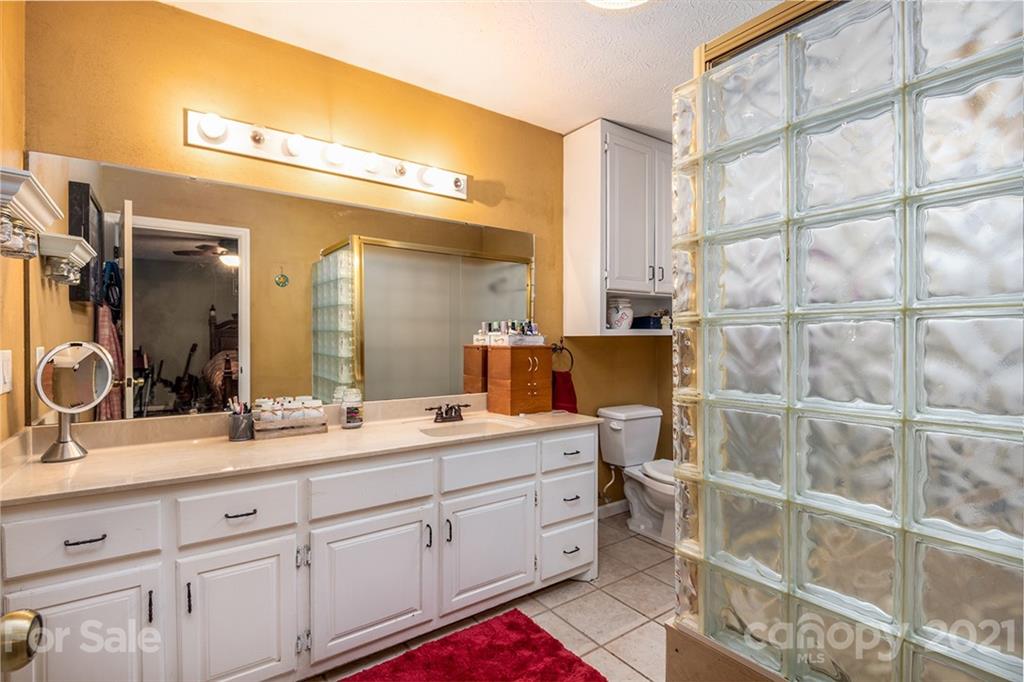 4945 Burkemont Road Morganton, NC 28655 - Photo 12 of 43 Gallery Image 12