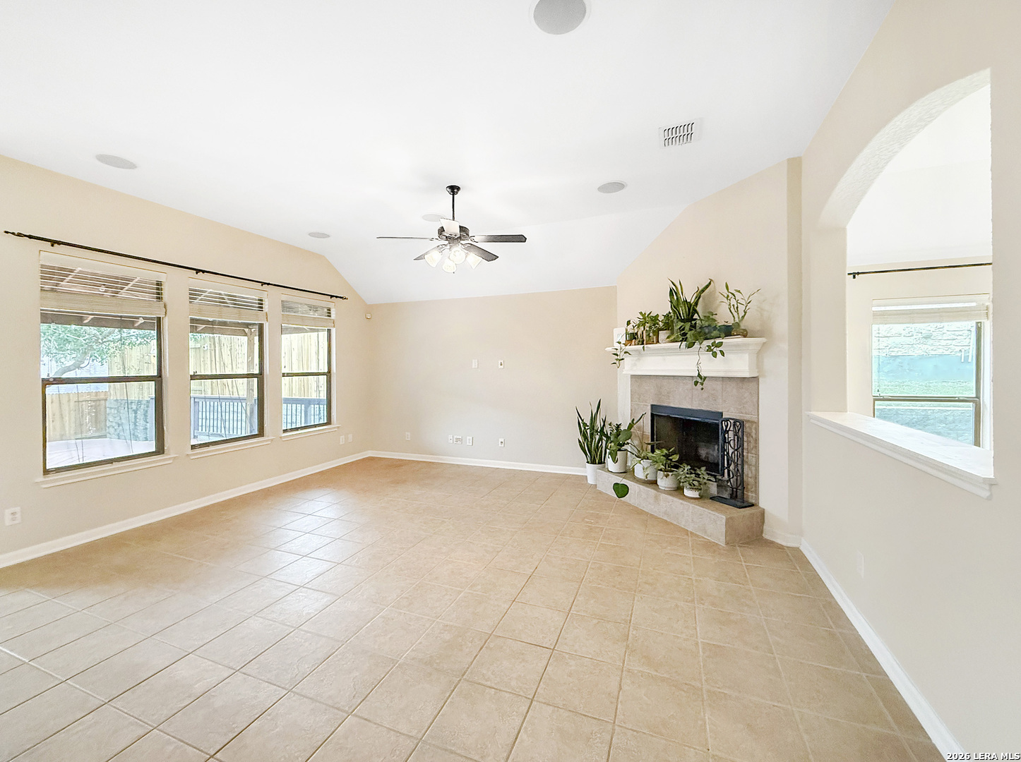 2209 Crary Meadow Schertz, TX 78154 - Photo 5 of 34