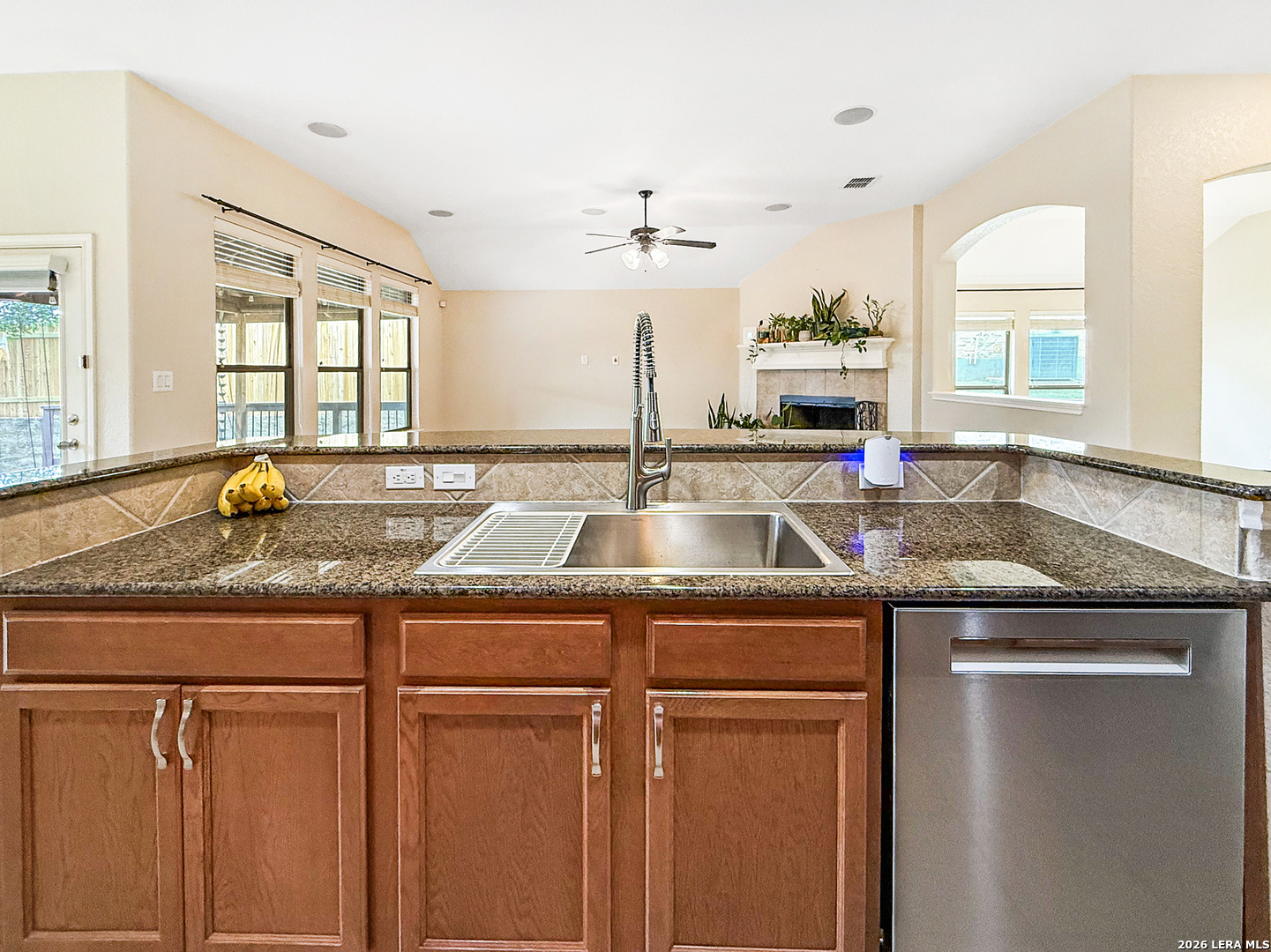 2209 Crary Meadow Schertz, TX 78154 - Photo 7 of 34